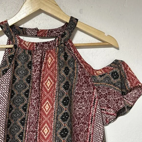 A Byer Womens Off The Shoulder Geometric Blouse Medium Shirt Top Red/Black - Picture 5 of 15